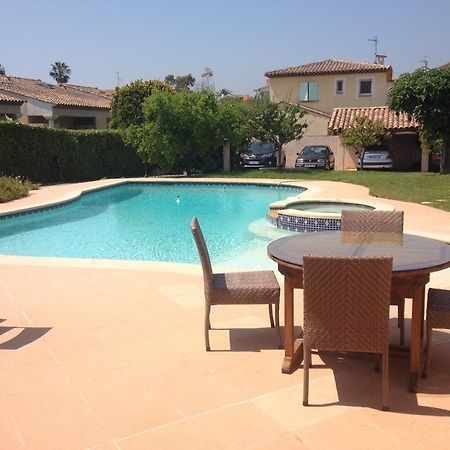 Villa Cezanne Cagnes-sur-Mer Szoba fotó